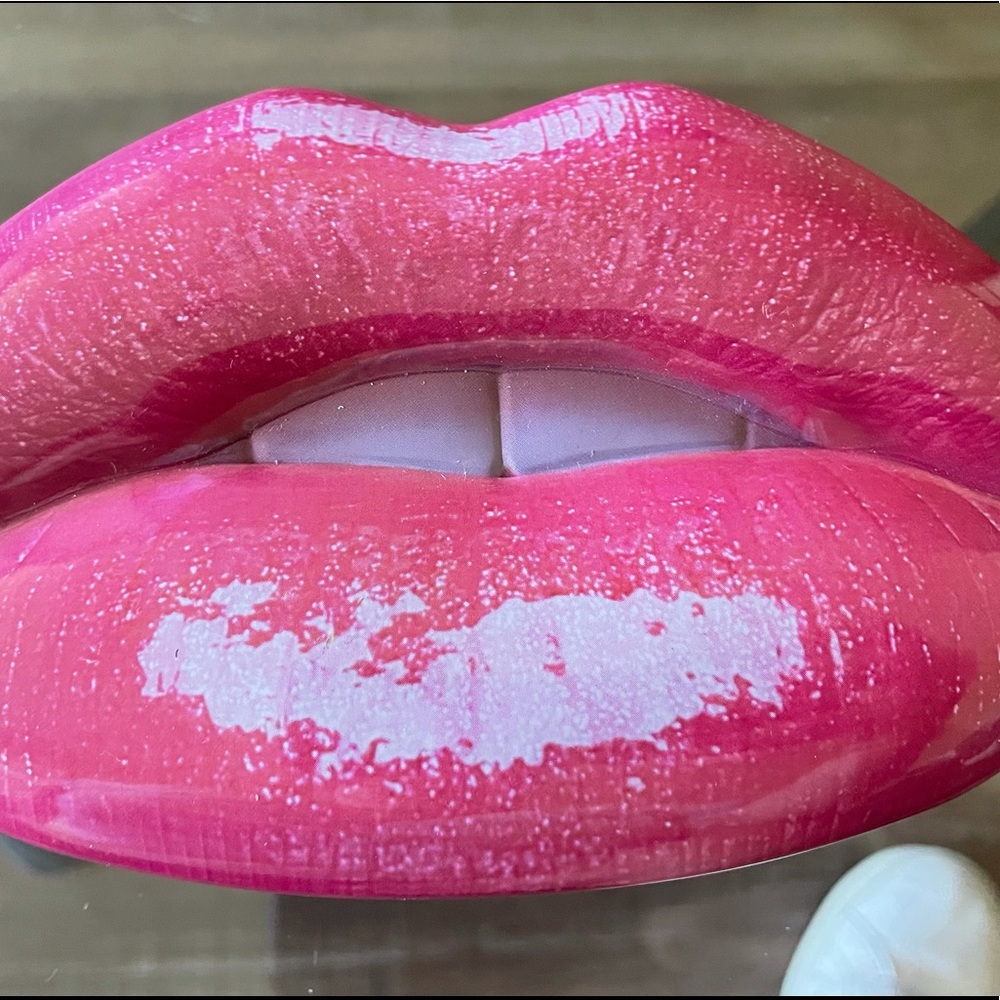 Huda Beauty Trophy Wife Contour & Strobe Lip Set